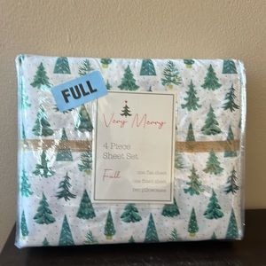 Very Merry  Christmas Tree Holiday Full  Sheet Set New Polka Dot